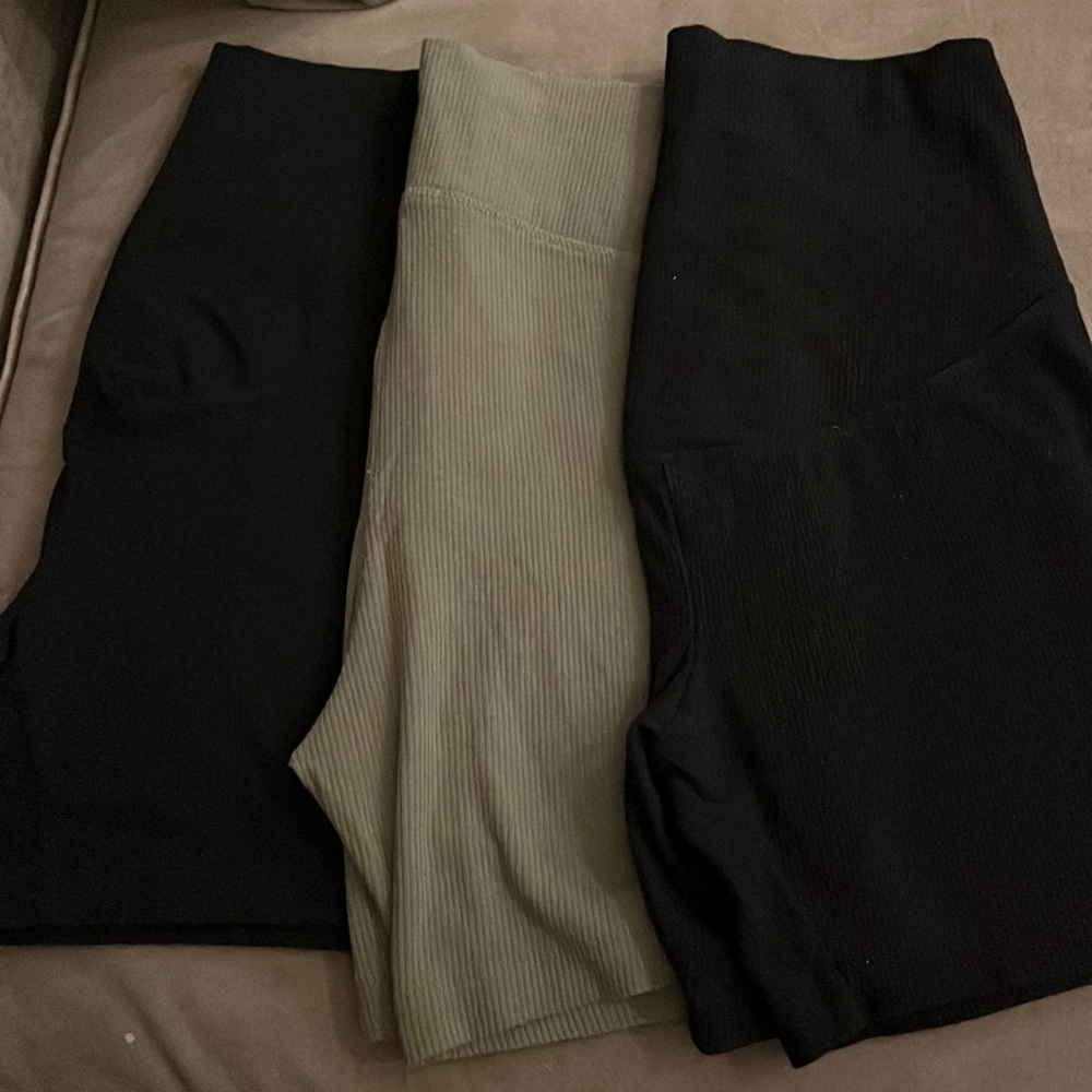 Old Navy Maternity Bike Shorts x3